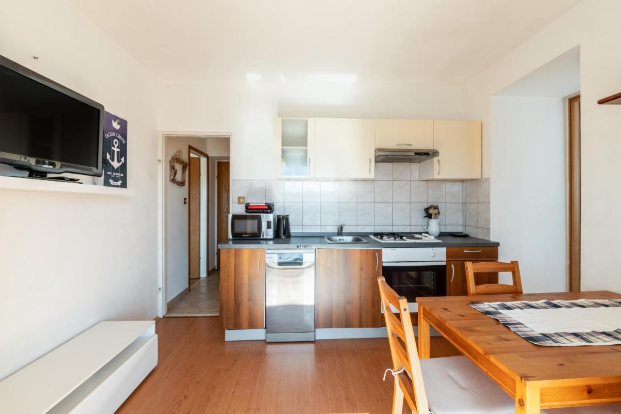 Apartments With A Parking Space Lopar, Rab - 14070 מראה חיצוני תמונה