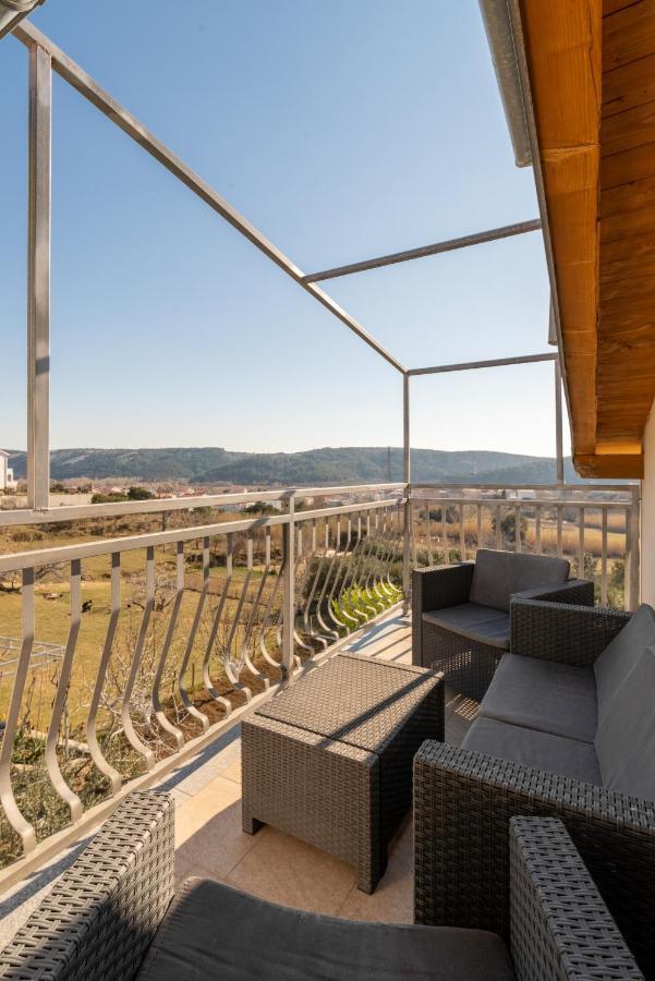 Apartments With A Parking Space Lopar, Rab - 14070 מראה חיצוני תמונה
