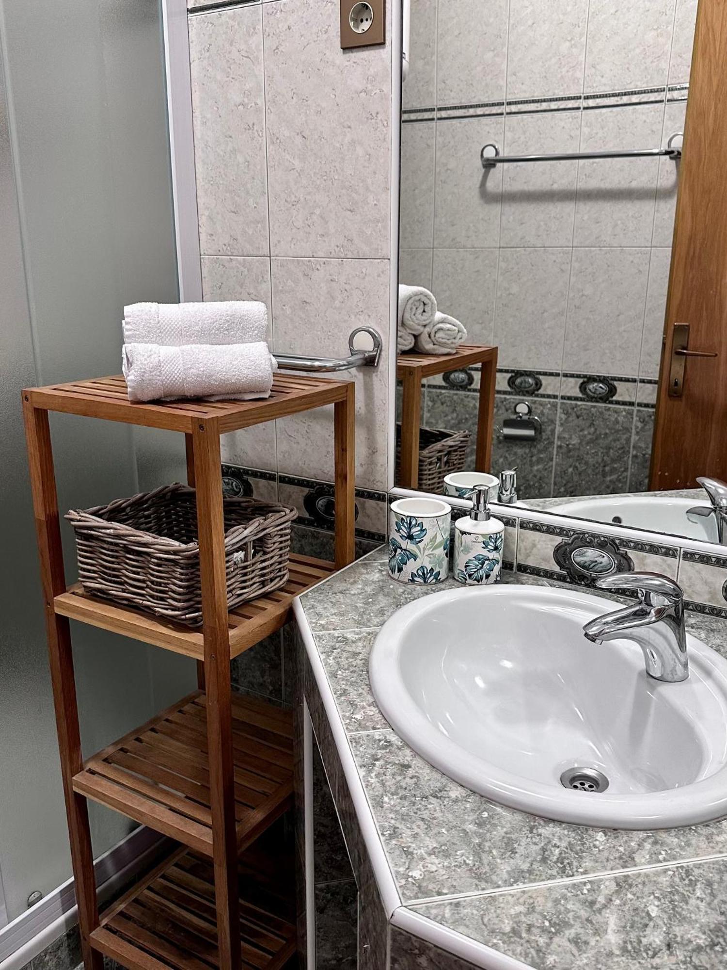 Apartments With A Parking Space Lopar, Rab - 14070 חדר תמונה